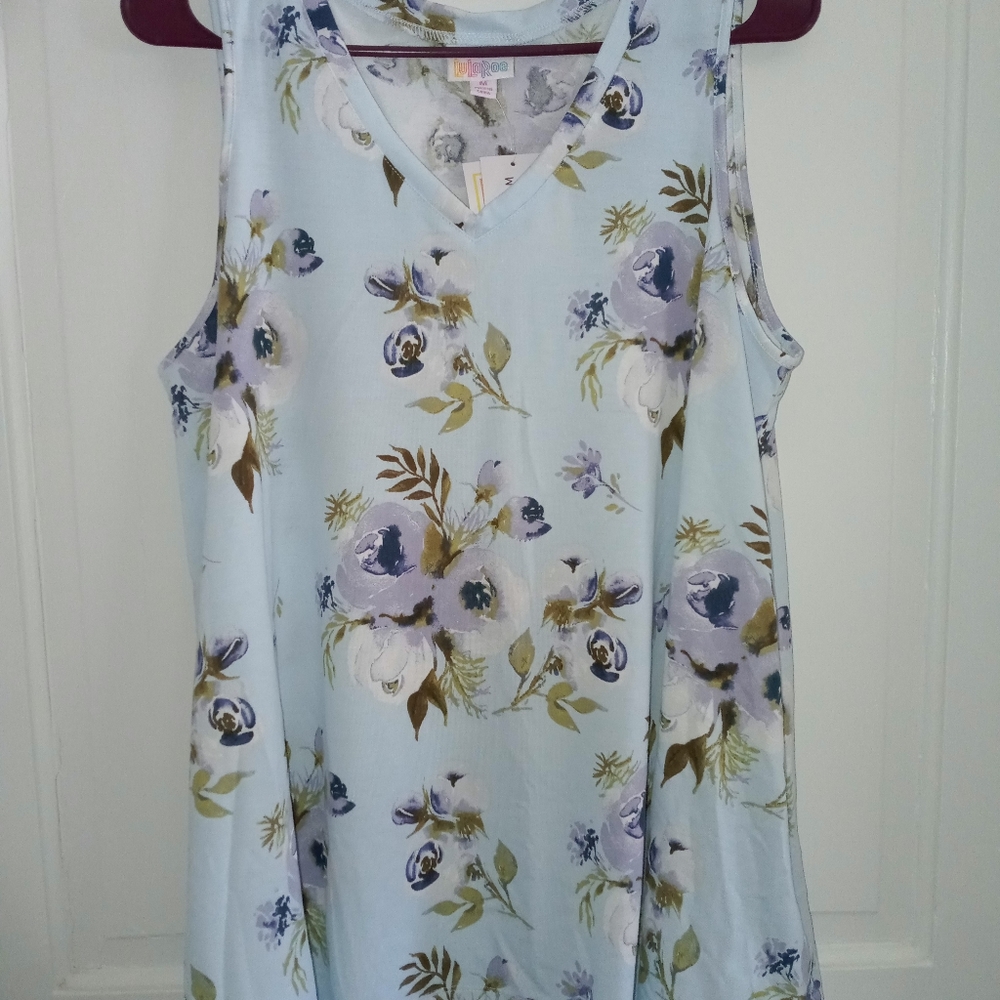 Lularoe Kristina v-neck tank